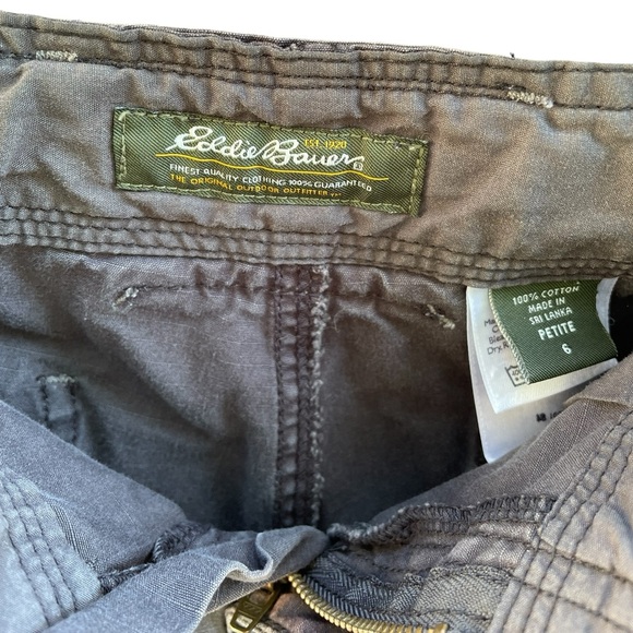 Eddie Bauer Cargo Capris Dark Steel Gray Size 6 Petite - Picture 4 of 10